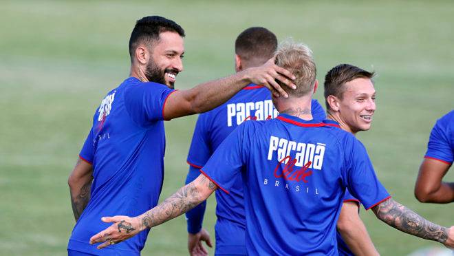 Rodrigo Rodrigues não se firmou no Paraná.