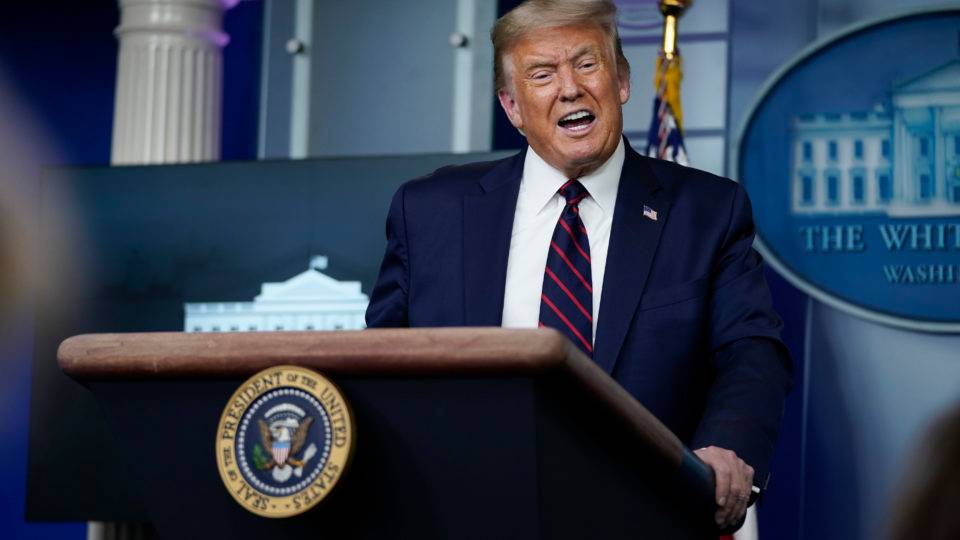 trump explosão libano