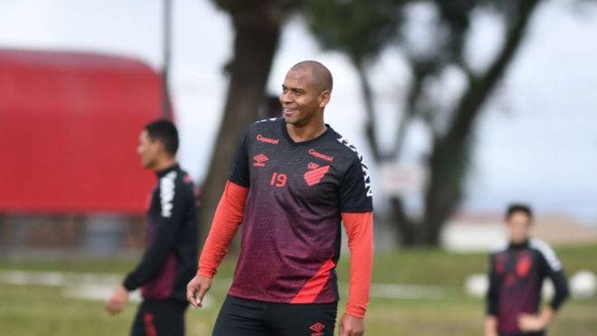 Walter provocou novamente o Coritiba após tri estadual