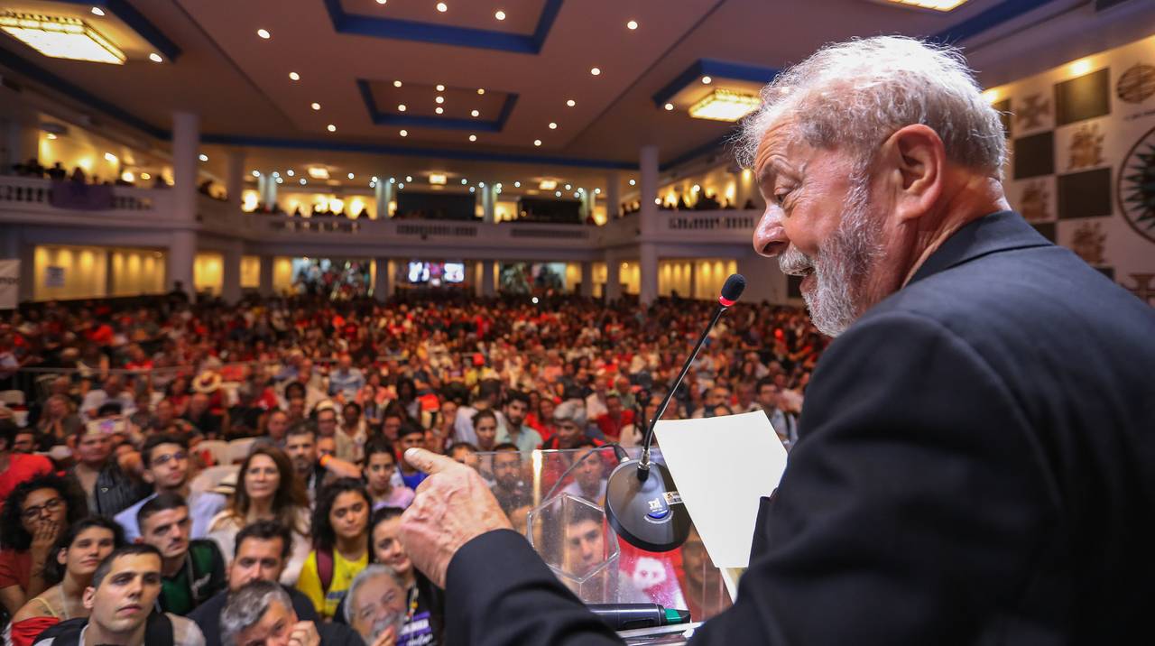 Lula em discurso