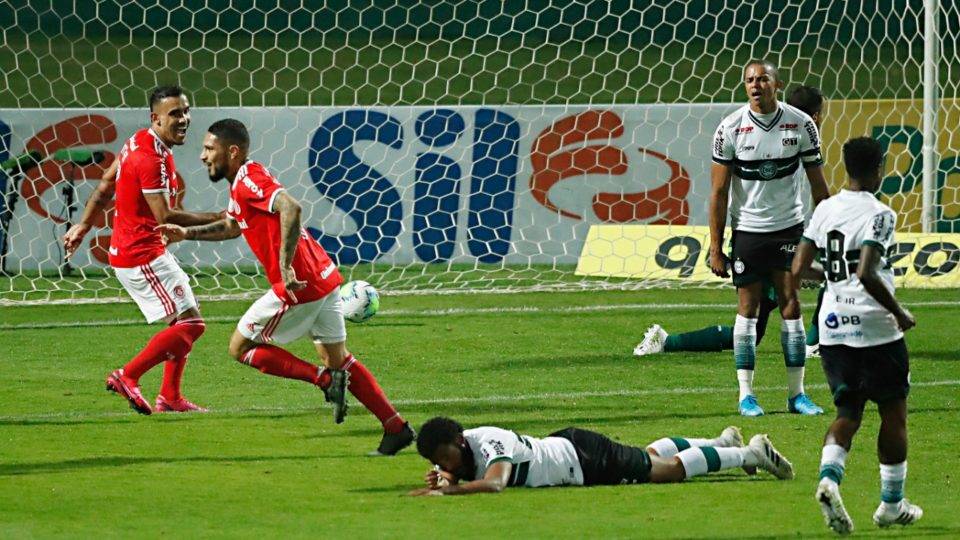 Coritiba perde para o Internacional no Couto no retorno para a Série A Guerrero fez o gol da vitória do Internacional sobre o Coritiba