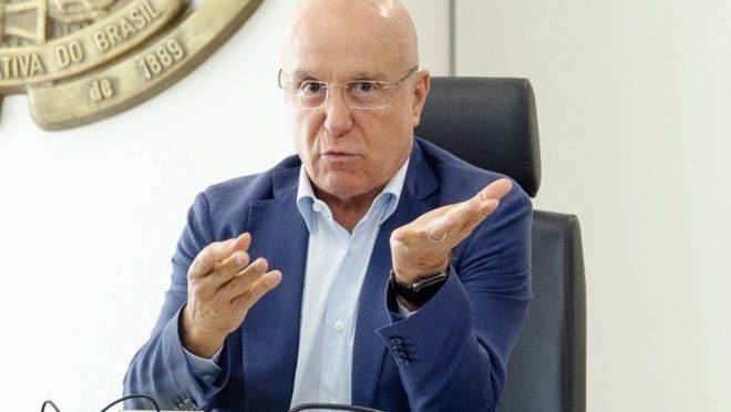Empresário Salim Mattar, que se autointitula um "liberal puro-sangue", pediu demissão do governo após um ano e meio de trabalho na Secretaria de Desestatização.