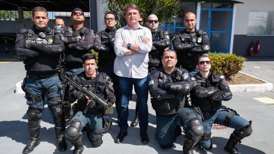 Presidente Jair Bolsonaro aprova que seja feito um aumento no Orçamento do Ministério da Defesa.