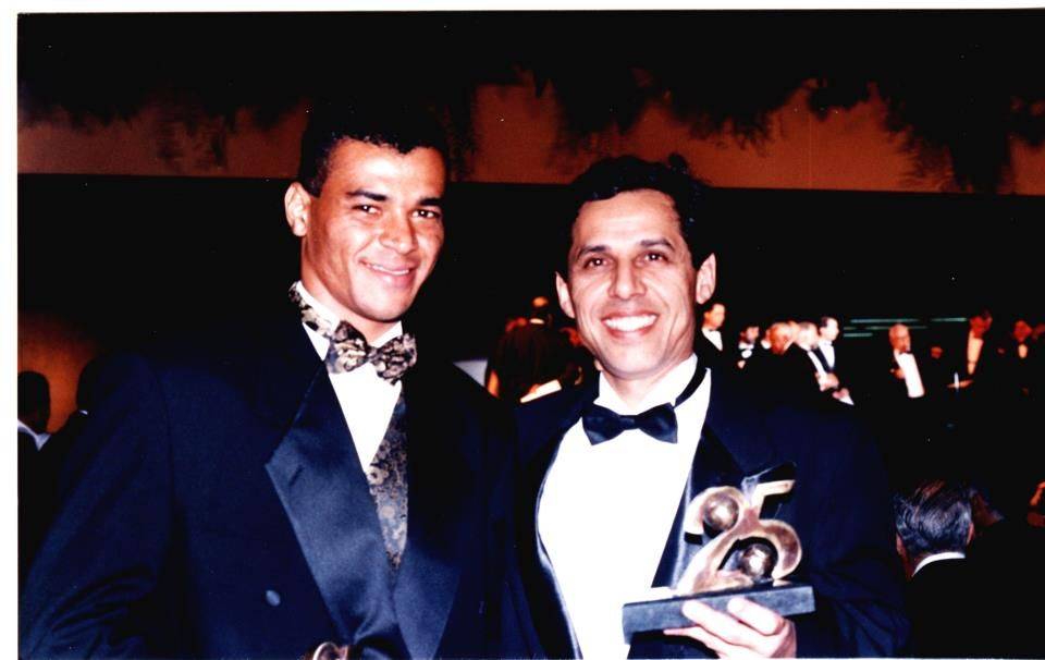 Célio Martins com o jogador Cafu