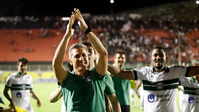 Técnico do acesso do Coritiba em 2019, Jorginho retorna para trabalhar na Série A