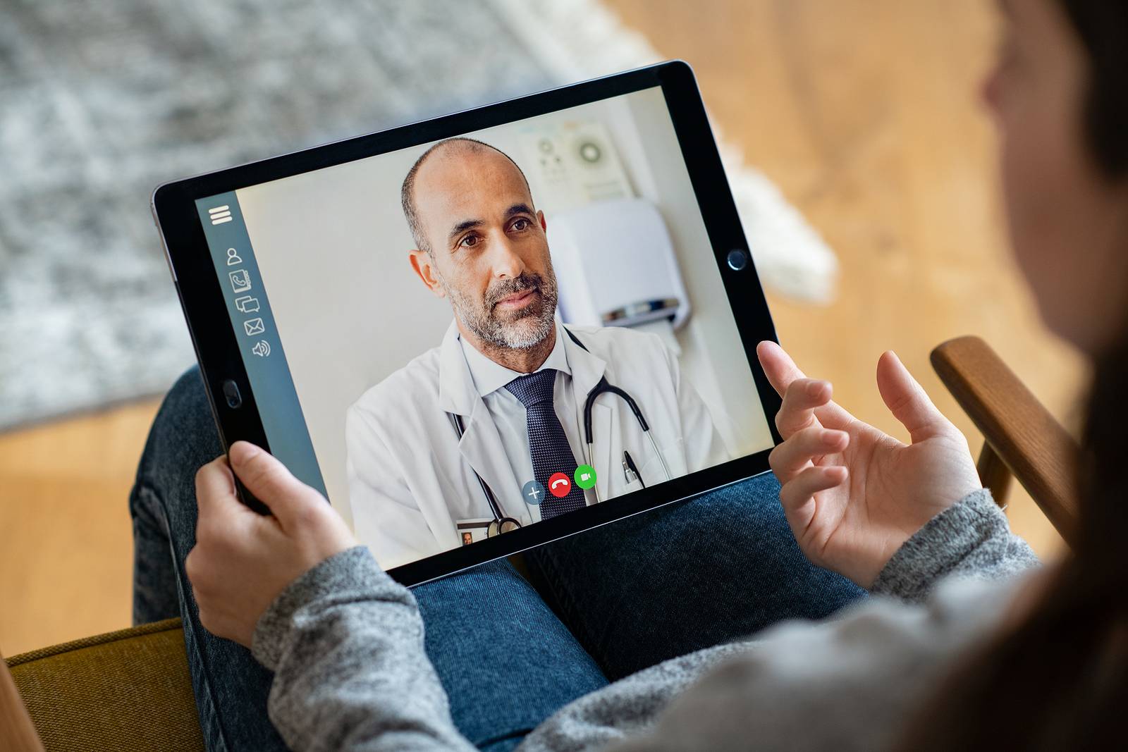 Startup Sami oferece planos de saúde digitais que incluem atendimento via telemedicina.