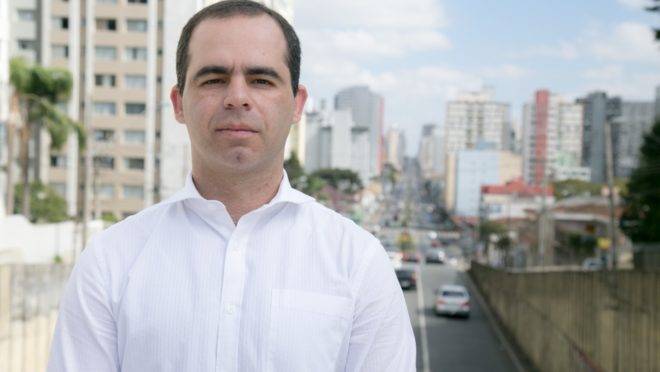 Professor Cassiano Ferreira Novo, mestre em Psicologia do Trânsito pela UFPR ministrará o módulo especial sobre mobilidade urbana.