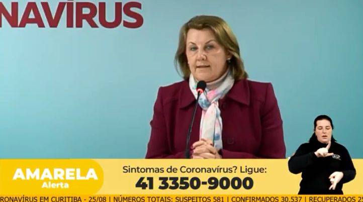 Secretária Márcia Huçulak em apresentação da pasta sobre o coronavírus