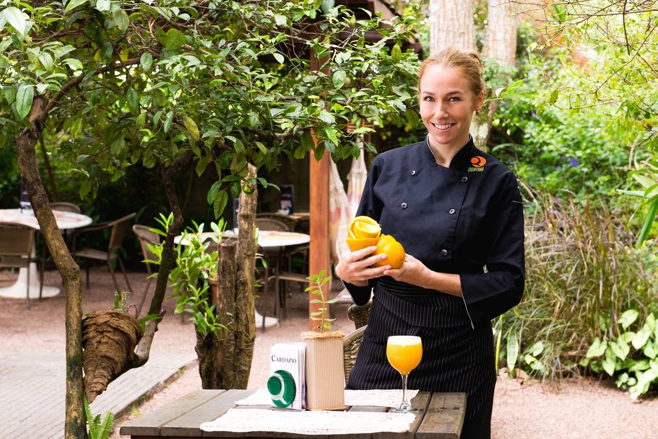 Chef Gabriela Carvalho, de Curitiba, teve seu restaurante selecionado para o fundo de ajuda do 50 Best.