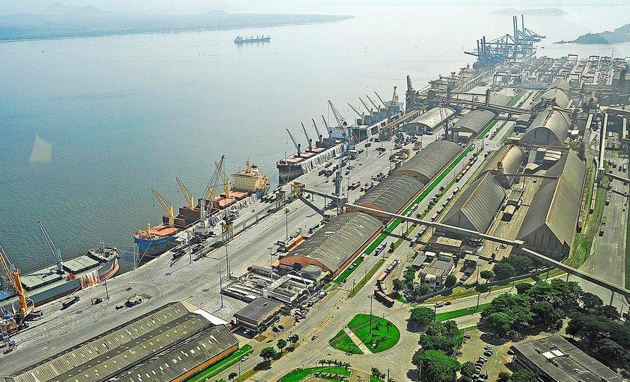 Em pauta os desafios e oportunidades do mercado e da infraestrutura no século XXI Em 2019 o Porto de Paranaguá movimentou mais de 53 milhões de toneladas, sendo 80% deste volume de produtos do agronegócio