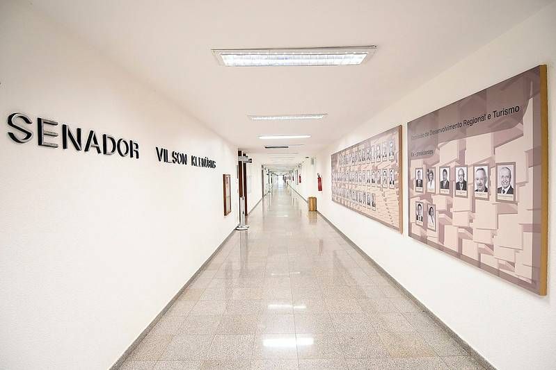 Corredor do Congresso vazio por causa da pandemia: mutirão do Senado pretende reduzir fila de autoridades indicadas à espera de sabatina e aprovação.