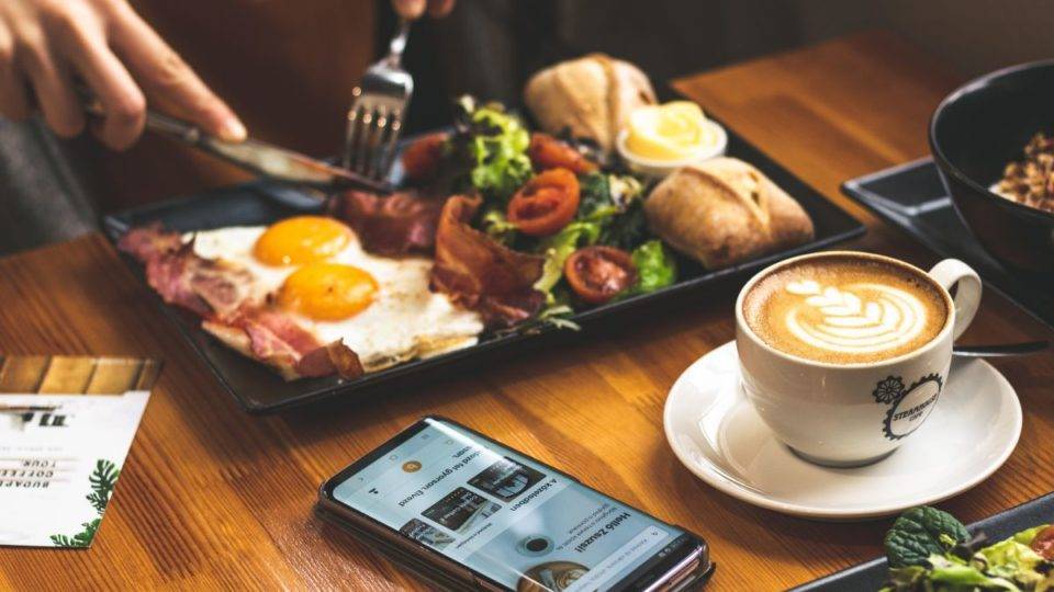 Como conquistar e fidelizar mais clientes usando dados e recompensas no delivery Aplicativo restaurante