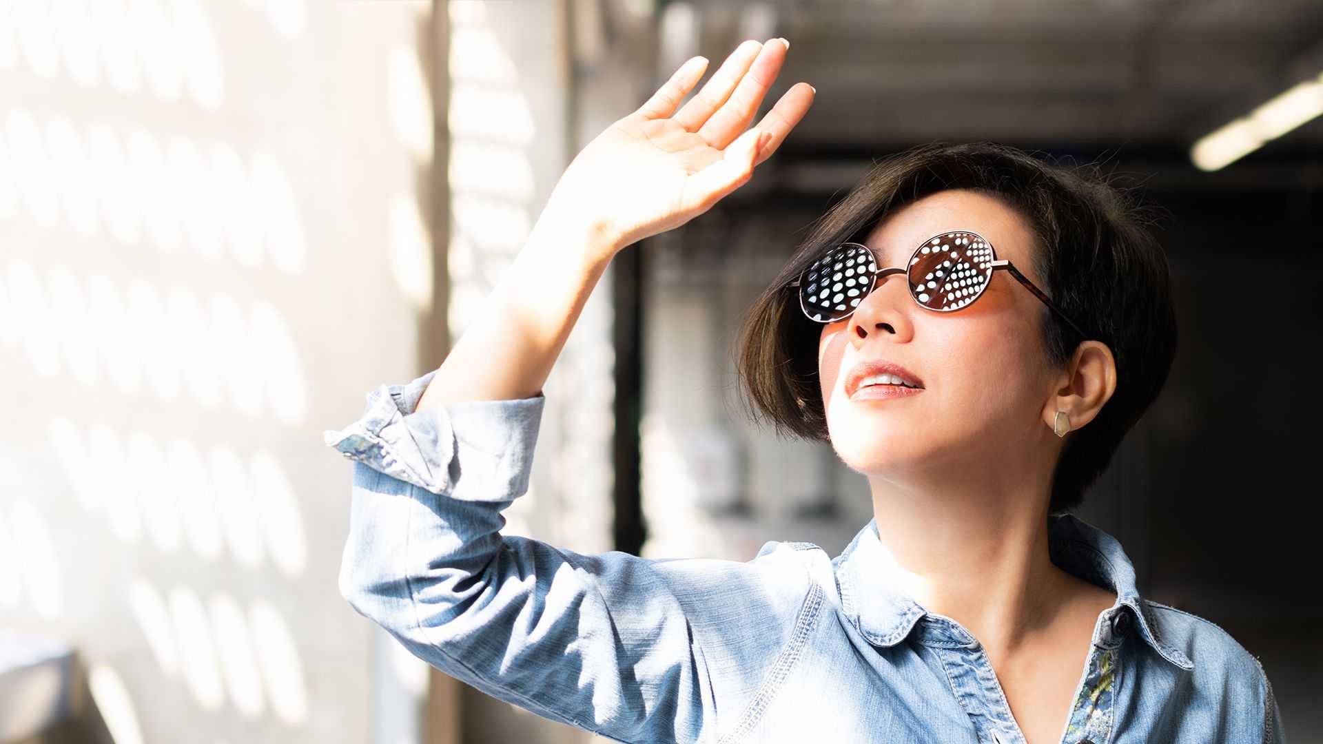 Conheça os principais danos que os raios ultravioletas podem causar na visão do ser humano