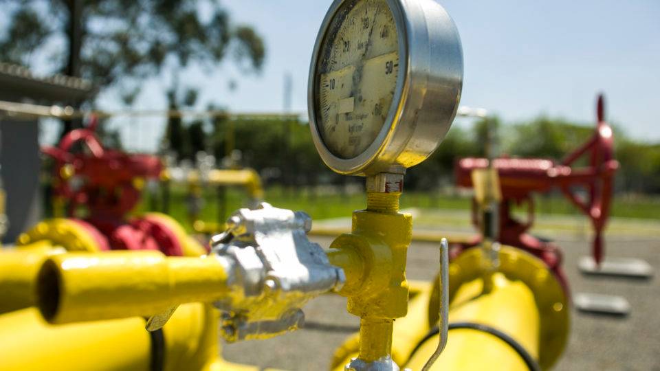 De olho na privatização, Compagas chega a 50 mil clientes no Paraná Prometida para 2021, venda da Compagas ainda engatinha
