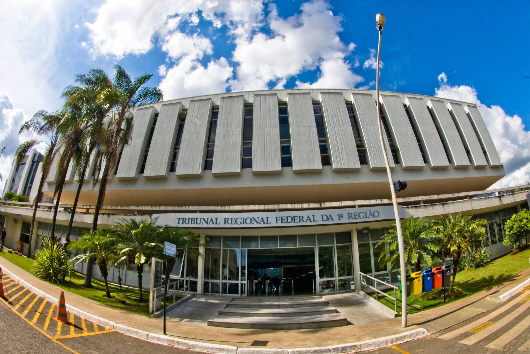 Criação do TRF-6 deve desafogar os trabalhos no Tribunal Regional Federal da 1ª Região, que hoje atende Minas Gerais, o Distrito Federal e mais 12 estados.