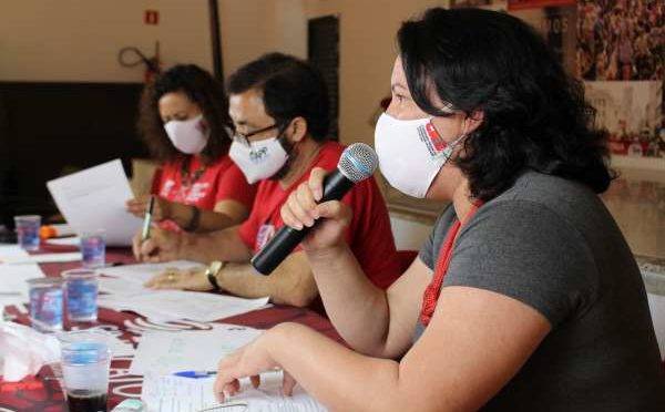 Mesa de trabalho da assembleia estadual online, realizada no último sábado