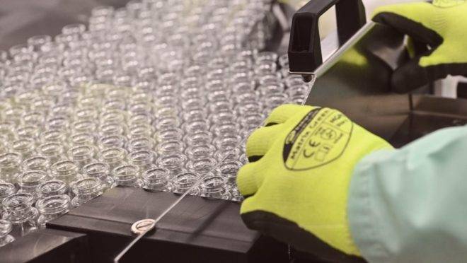 Natal, Porto Alegre e Santa Maria farão parte dos testes da vacina contra Covid-19 da Universidade de Oxford. Número de voluntários no Brasil será de 10 mil.