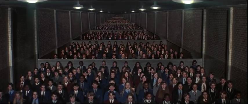 Como os professores sequestraram o Brasil e prenderam o país à algema do sentimentalismo Cena do filme The Wall: há professores, indivíduos, bons. E eles são muitos. Unida em sindicatos, contudo, a classe fez o país refém de uma autoimagem sentimental e falsa.