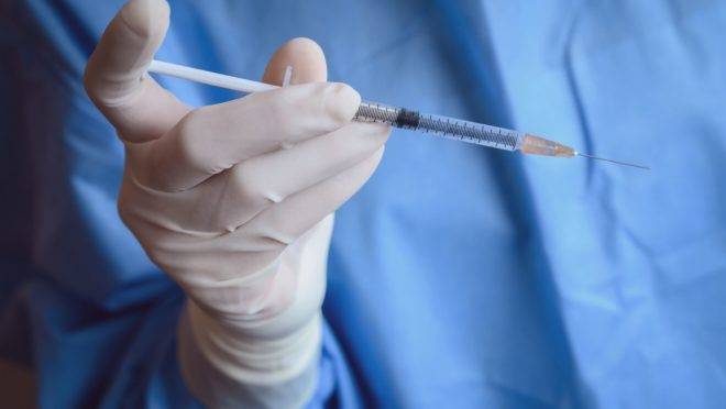 Os anticorpos monoclonais são tidos como uma aposta de tratamento enquanto uma vacina contra o novo coronavírus não está disponível.