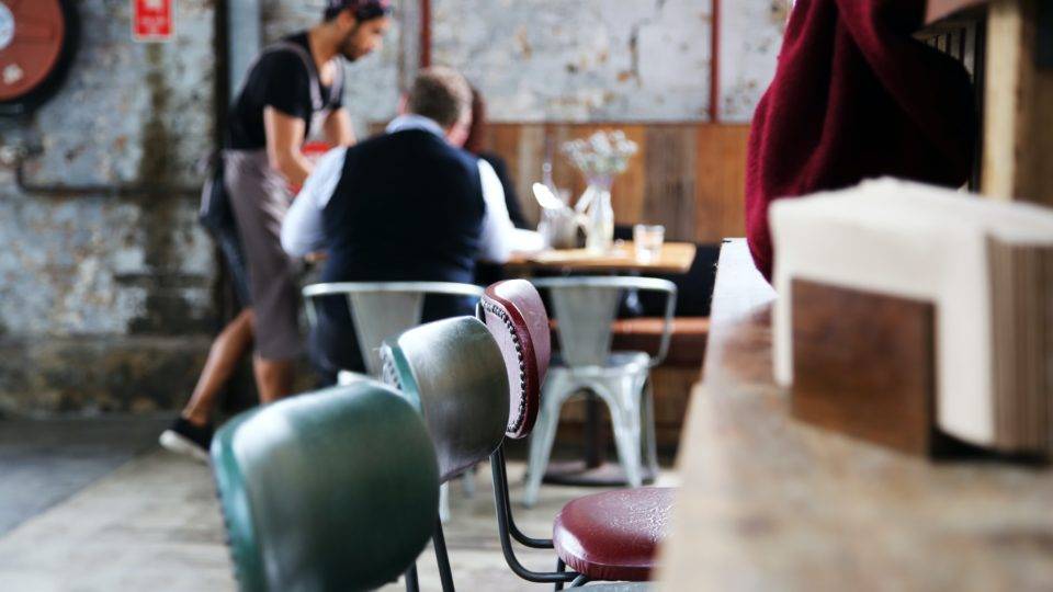 Unidos pelo food service: conheça quem está com o Bom Gourmet no Hack pela Gastronomia Pessoas em restaurante.