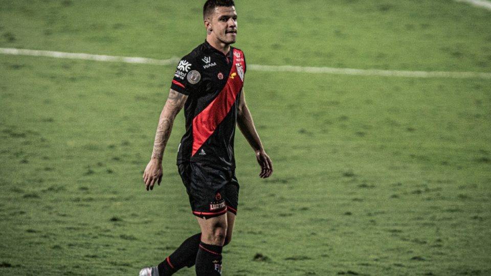 Athletico chega a acordo com o Cruzeiro por atacante do Atlético-GO Atacante assinará com o Athletico por três anos.