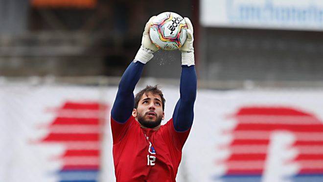 Goleiro Alisson, do Paraná Clube.