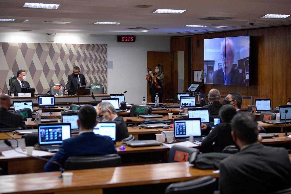 Comissão de Relações Exteriores e Defesa Nacional do Senado se reúne em sistema semipresencial para sabatina de indicados para missões diplomáticas no exterior.