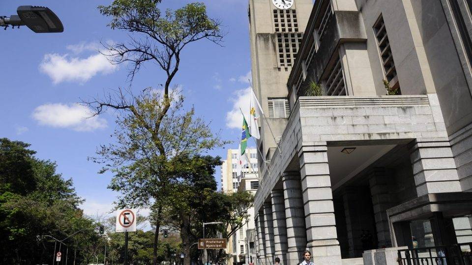 Em Belo Horizonte, Kalil enfrenta 14 candidatos na disputa pela reeleição. Conheça os nomes Sede da prefeitura de Belo Horizonte.