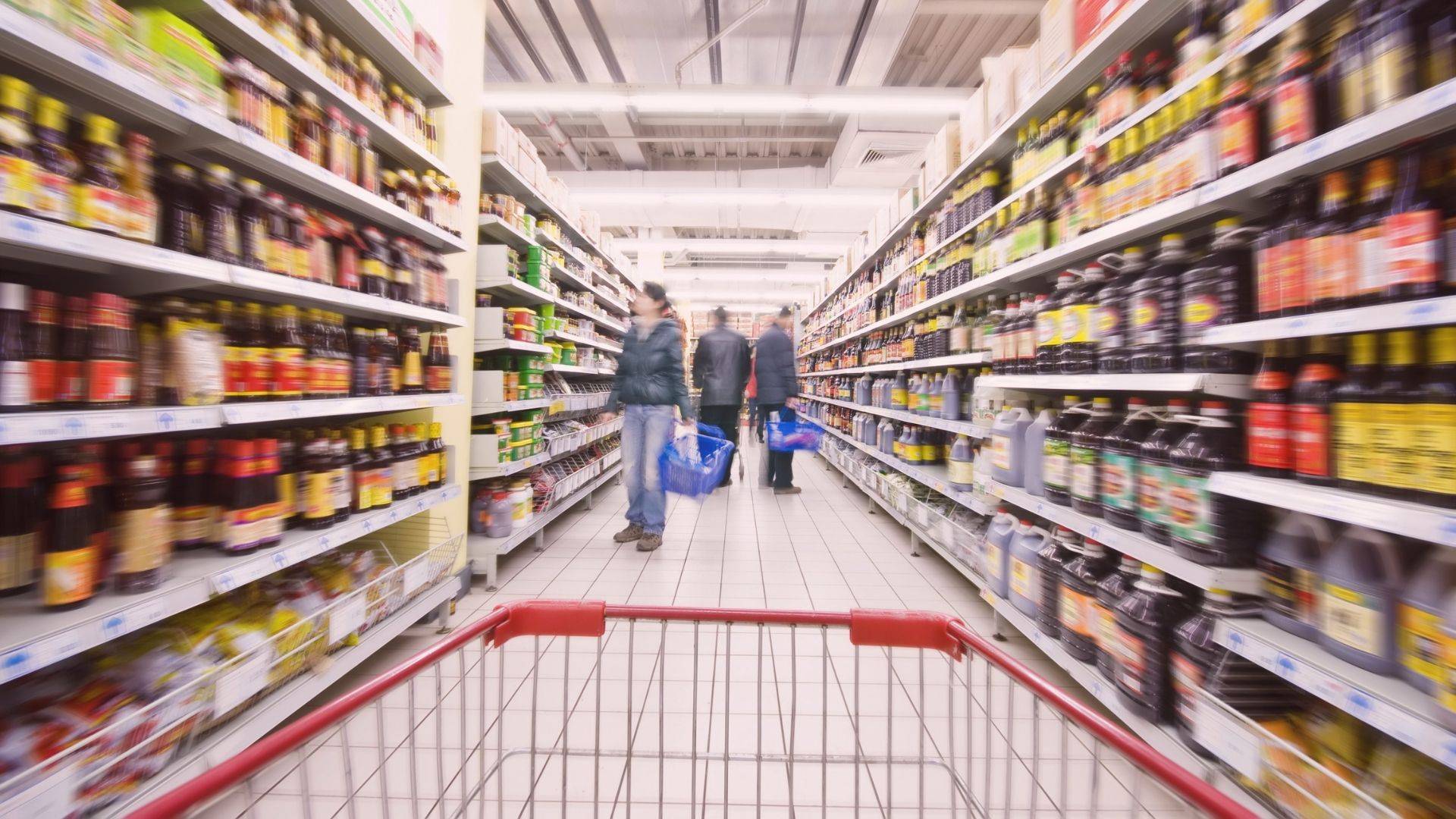 Autores do estudo usado pela Assoc de Indústria de Alimentos para criticar o guia alimentar dizem que interpretação foi “grosseira”.