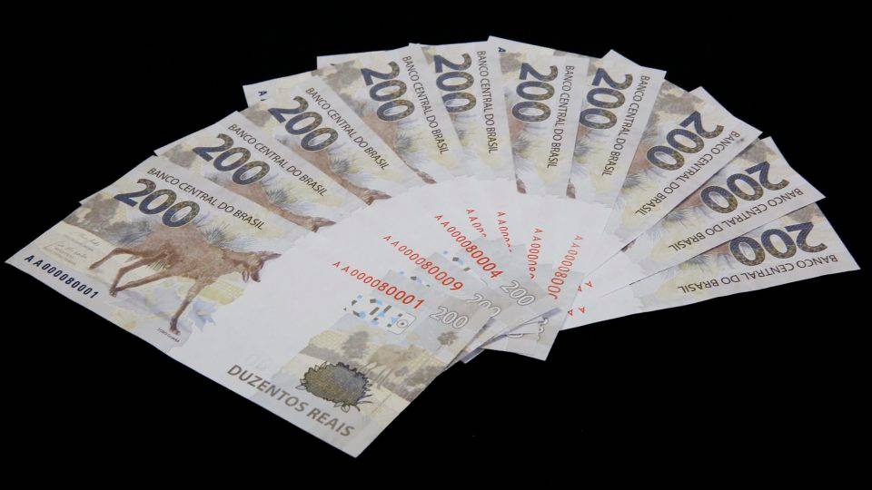 Nova nota de R$ 200 lançada pelo Banco Central: ricos brasileiros não se reconhecem como tal.