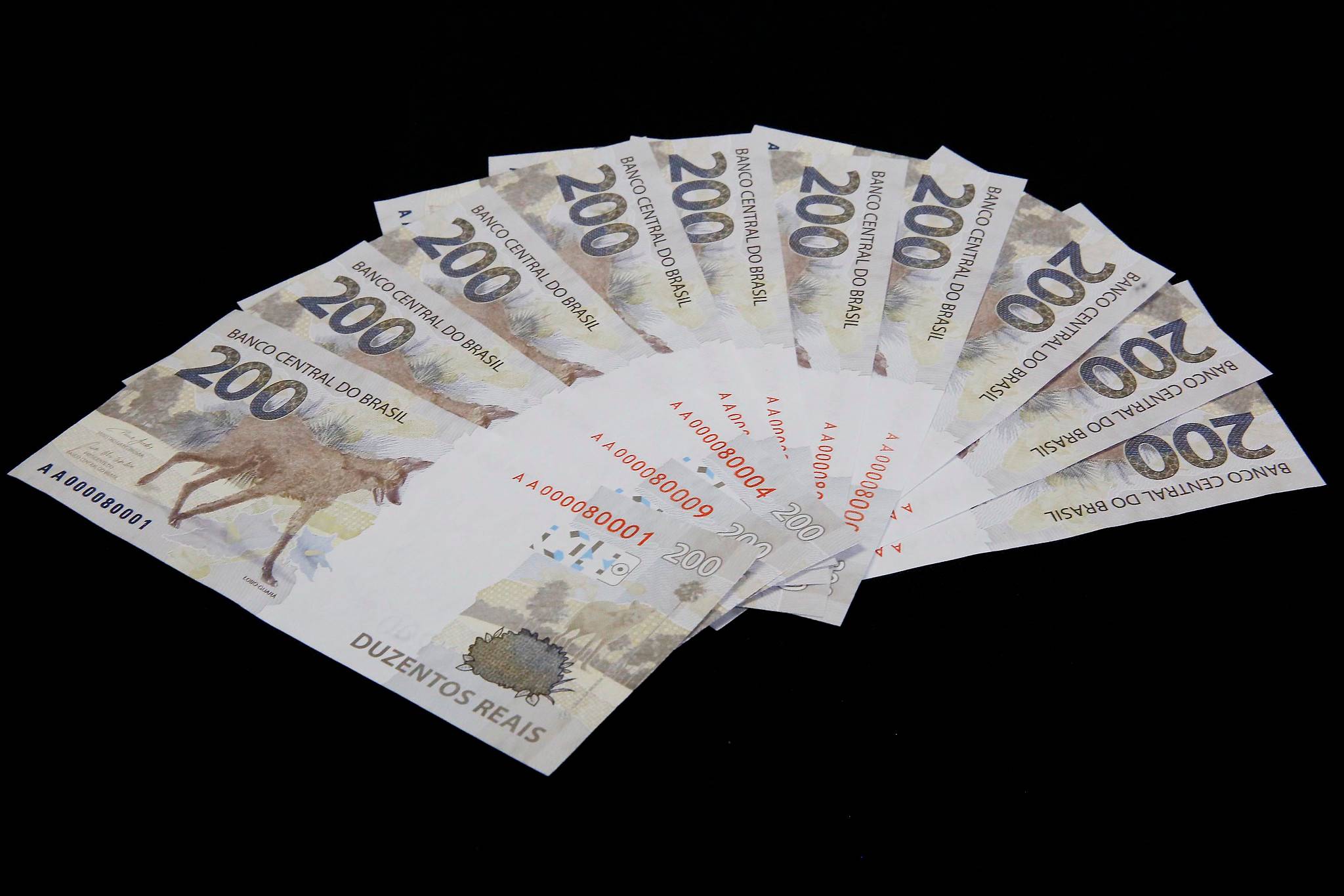 Nova nota de R$ 200 lançada pelo Banco Central: ricos brasileiros não se reconhecem como tal.