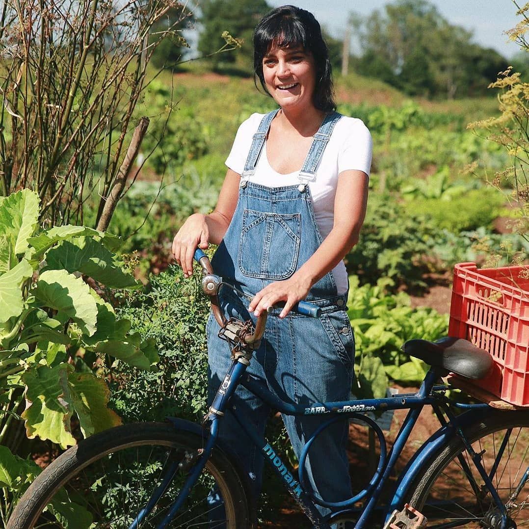 Manu tem um trabalho intenso de valorização dos produtos naturais. Foto: Reprodução/Instagram Manu tem um trabalho intenso de valorização dos produtos naturais. Foto: Reprodução/Instagram