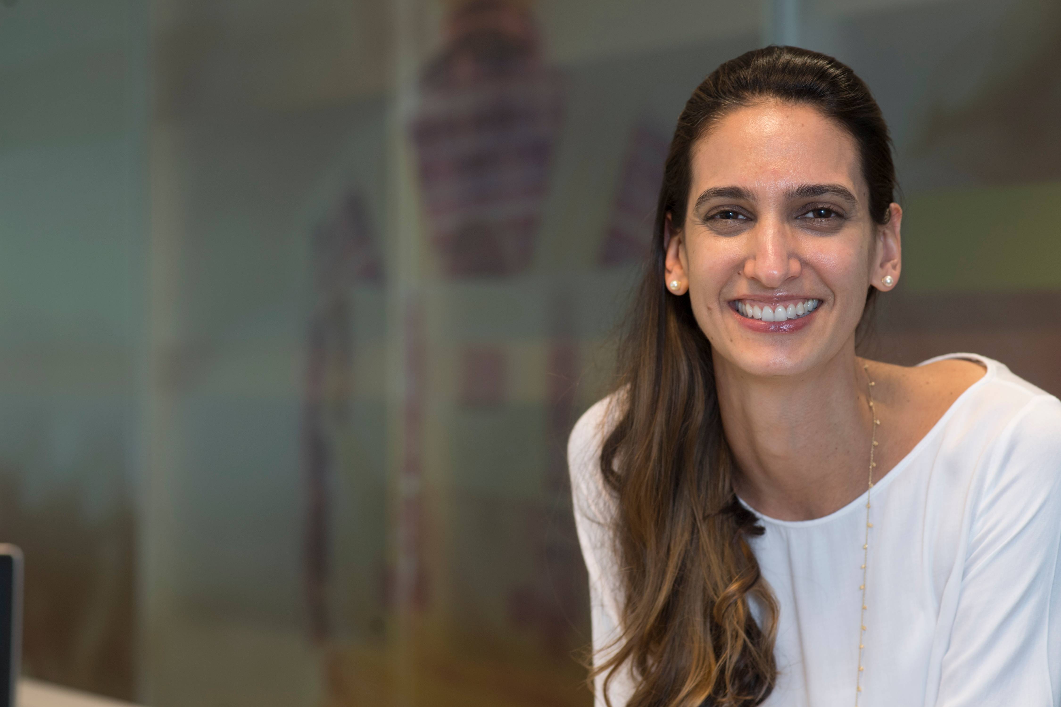 Beatriz Montiani, diretora de inovação da Visa do Brasil. Líder em pagamentos mundial, a marca aposta em programas de aceleração e desenvolvimentos de startups e fintechs como maneira de criar inovação para a empresa. Foto: Marcelo Soubhia. Beatriz Montiani, diretora de inovação da Visa do Brasil. Líder em pagamentos mundial, a marca aposta em programas de aceleração e desenvolvimentos de startups e fintechs como maneira de criar inovação para a empresa. Foto: Marcelo Soubhia.