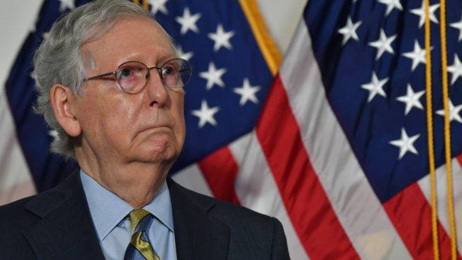 republicanos mitch mcconnell