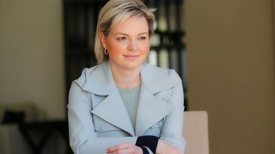 Caroline Arns, candidata do Podemos à prefeitura de Curitiba.