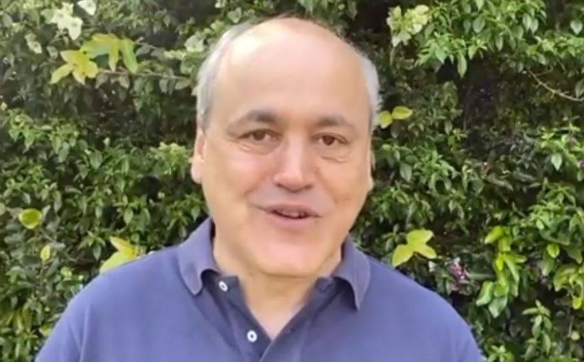 Ex-prefeito chegou a confirmar pré-candidatura, mas desistiu.