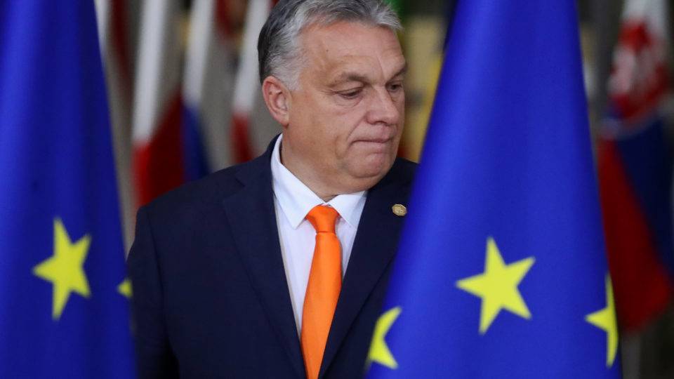 UE critica Polônia e Hungria em relatório sobre respeito à democracia hungria