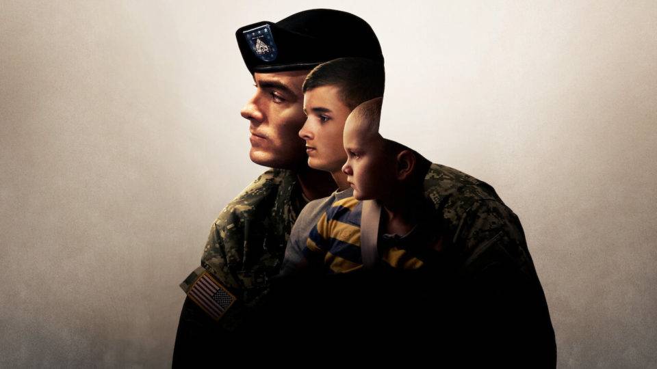 “Pai, Filho, Pátria” mostra sacrifício familiar de militares americanos “Pai, Filho, Pátria” conta a história de Brian Eisch, um militar divorciado que tem a guarda dos dois filhos (de 7 e 12 anos).
