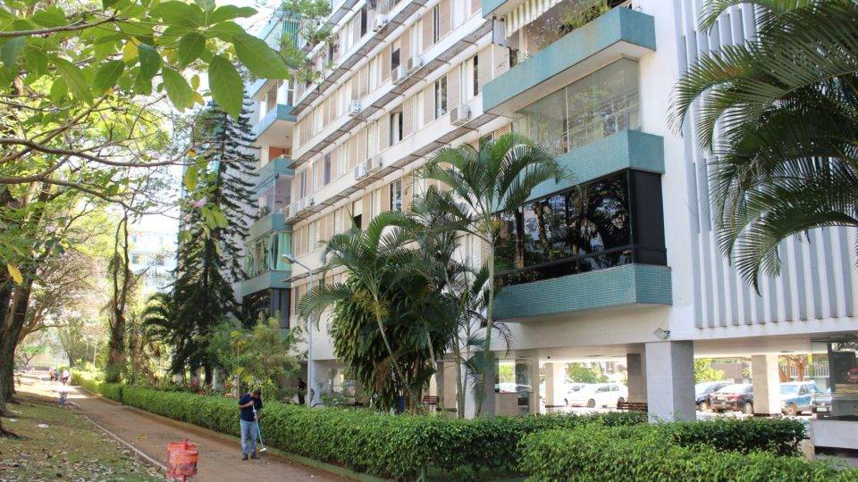 Bloco na  SQN 309 abriga  apartamento funcional ocupado por militares