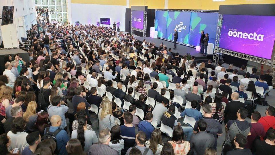Sebrae apresenta líderes mundiais de inovação em evento virtual para startups paranaenses Promovido pelo Sebrae, a 6ª edição do Conecta 2020 acontece de forma 100% virtual e tem como objetivo conectar startups e comunidades de inovação paranaenses com representantes internacionais.