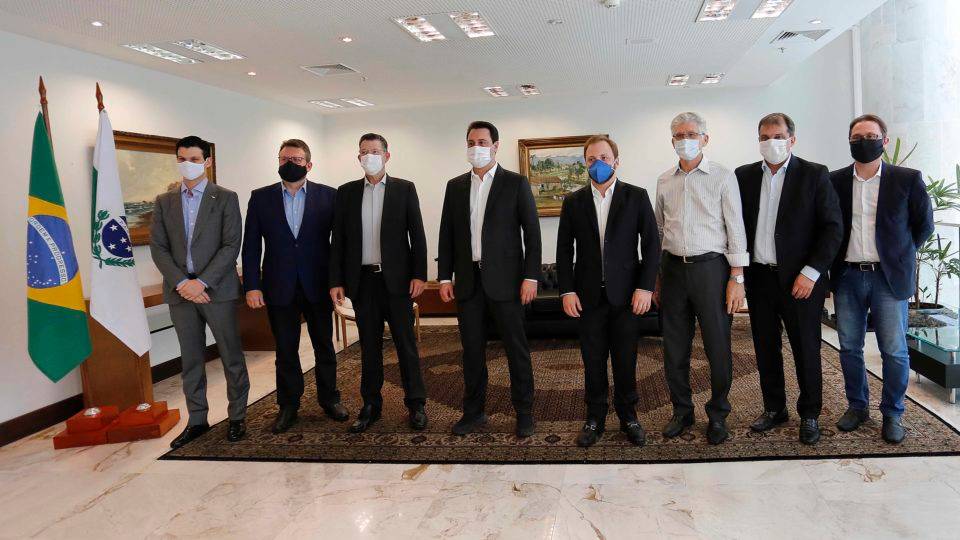 Governador Ratinho Junior e equipe de governo se reuniram com representantes da JBS