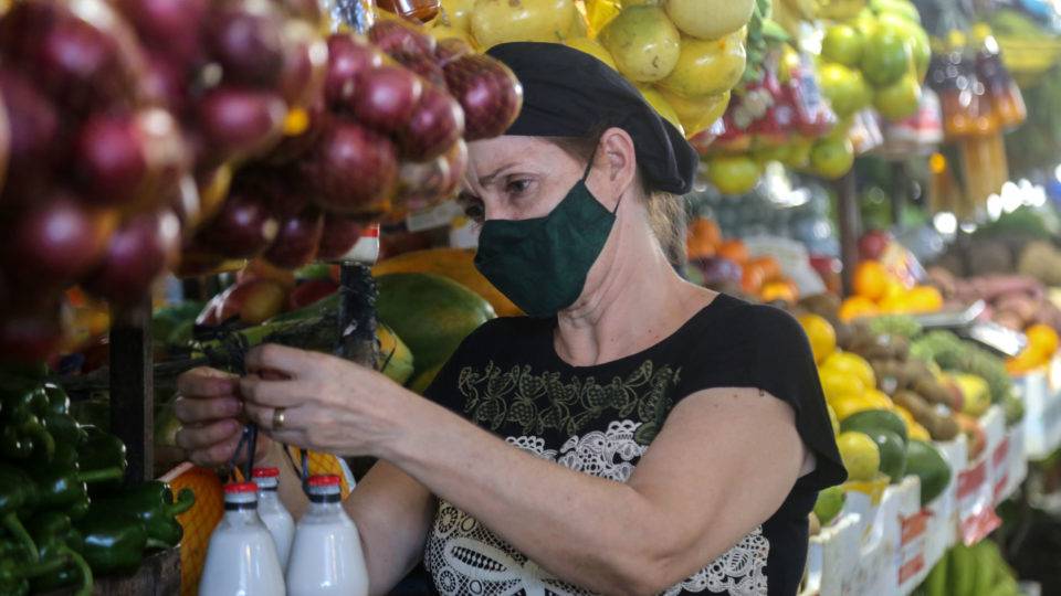 Como a reforma tributária da Câmara afeta a economia e o consumidor Como a reforma tributária da Câmara afeta a economia e o consumidor