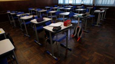 Paraná teve migração de pelo menos 16 mil alunos para o ensino público.