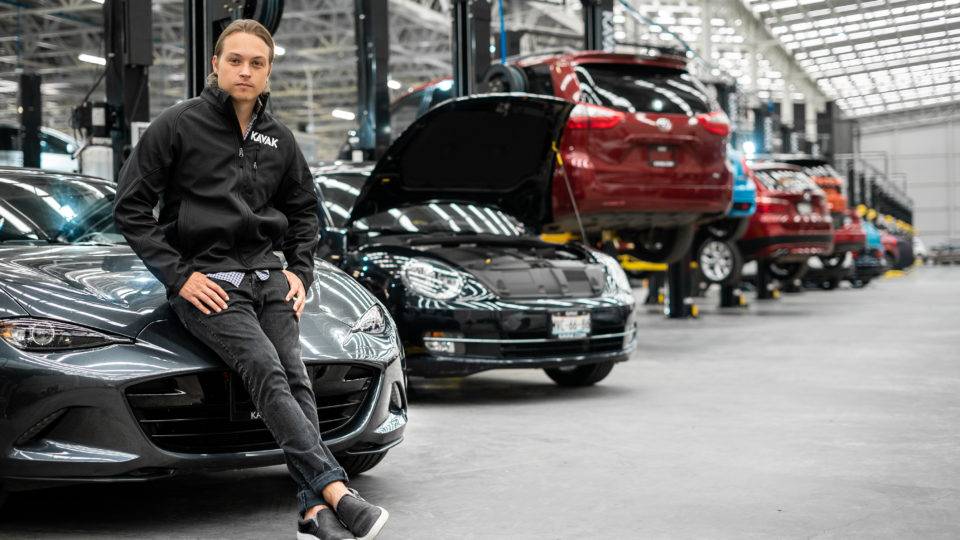 Startup de compra de seminovos vira 1º unicórnio mexicano e pretende chegar ao Brasil em 2021 Antes de passar por uma experiência ruim de compra no México, o venezuelano Carlos Garcia Ottati também passou por problemas semelhantes na Colômbia, o que o motivou a abrir uma solução que pudesse ser escalável para toda América Latina.