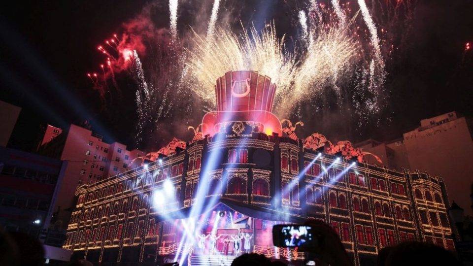 Natal do Palácio Avenida: neste ano, show terá apresentação única e online Natal do Palácio Avenida é encenado há trinta anos e integra roteiro de atrações de fim de ano em Curitiba