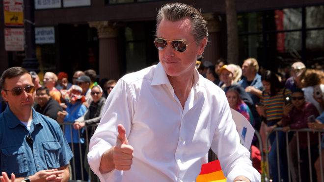 O governador da Califórnia, Gavin Newsom