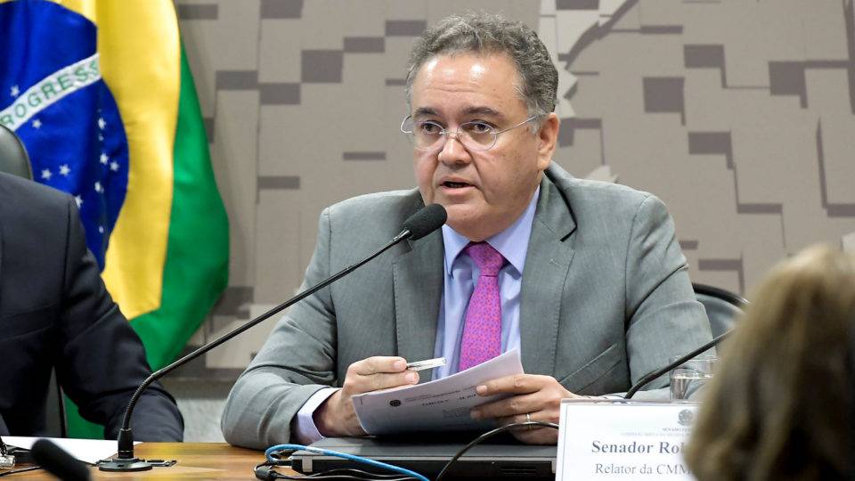 Comissão mista atrasa em até dois meses votação da reforma tributária O senador Roberto Rocha (PSDB-MA), presidente da comissão mista da reforma tributária.