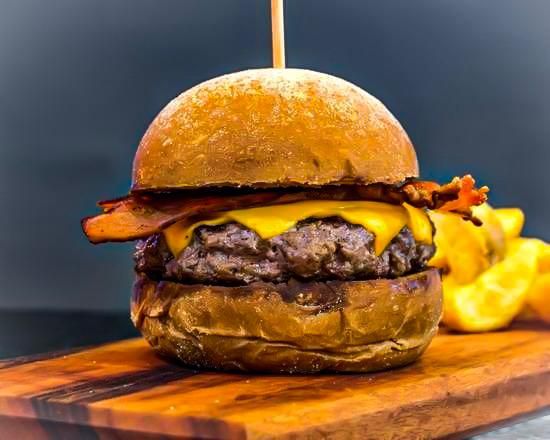 Angus Beast, do Burguer Beast. Foto: Divulgação/Burguer Beast Angus Beast, do Burguer Beast. Foto: Divulgação/Burguer Beast