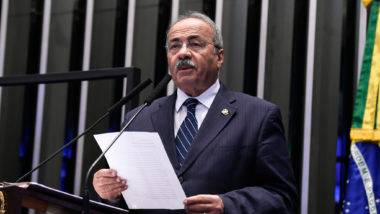 Chico Rodrigues sofre “linchamento” por guardar o próprio dinheiro, diz defesa Descid-19: entenda a operação que flagrou senador com dinheiro nas nádegas - Chico Rodrigues