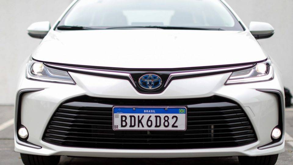Toyota Corolla híbrido showroom Sulpar